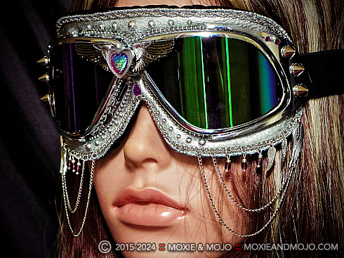 Moxie and Mojo Unchained Melody Goggles