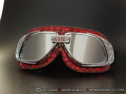 Moxie and Mojo Red Hot Love Goggles