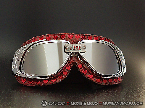 Moxie and Mojo Red Hot Love Goggles