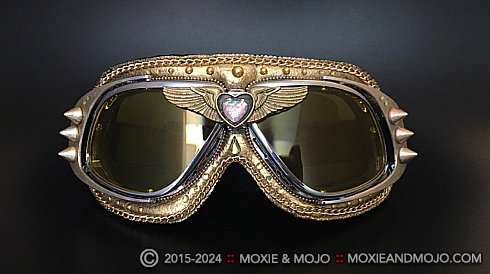 Moxie and Mojo Gold As It Gets Goggles