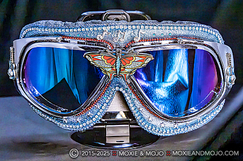 Moxie and Mojo Rebirth Goggles
