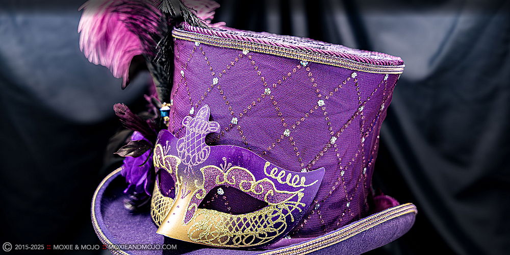 Moxie & Mojo  :: Masquerade Ball