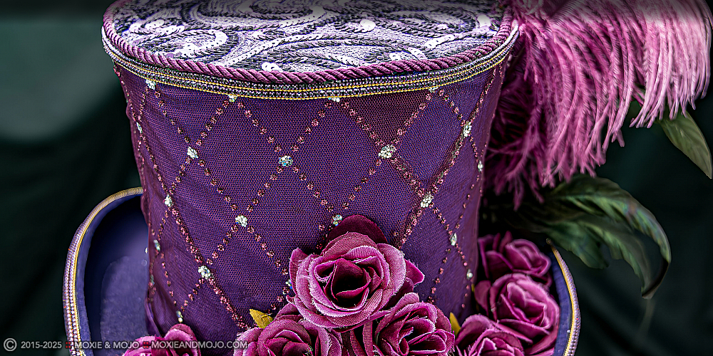 Moxie & Mojo  :: Masquerade Ball
