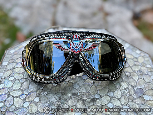 Moxie and Mojo American Dead Goggles