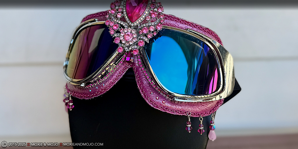Moxie & Mojo  :: Pink Glamour