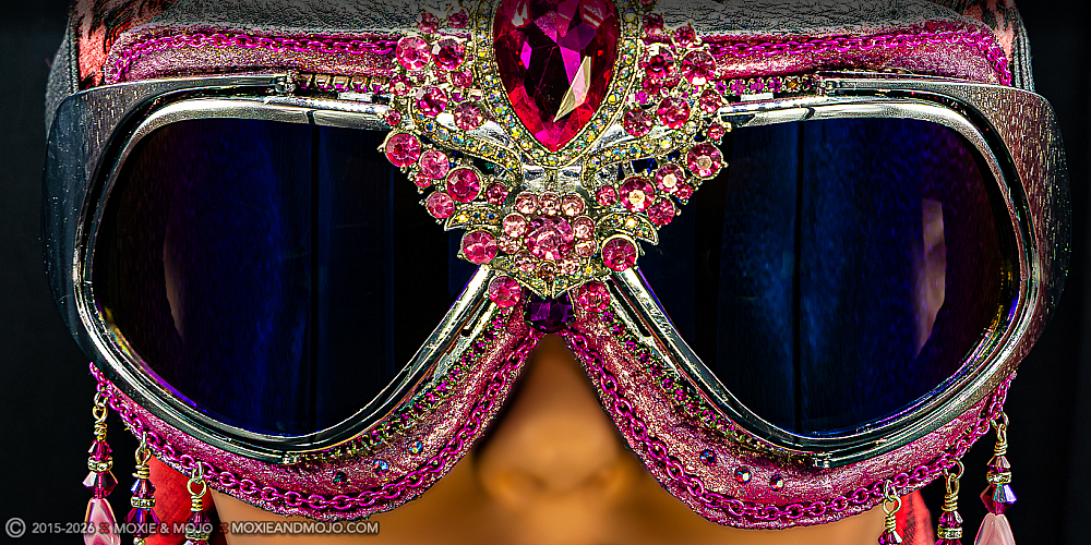 Moxie & Mojo  :: Pink Vision