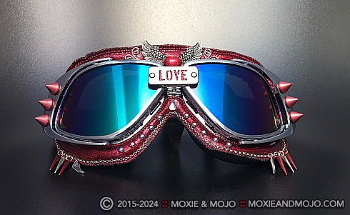 Moxie and Mojo Love to Love You Goggles